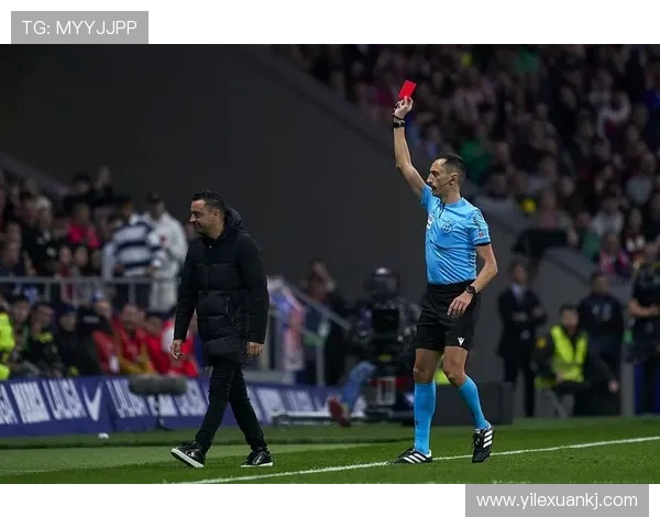 前裁判回忆哈维比赛风格称其为最磨人球员整场唠叨不断 前裁判回忆哈维比赛风格称其为最磨人球员整场唠叨不断